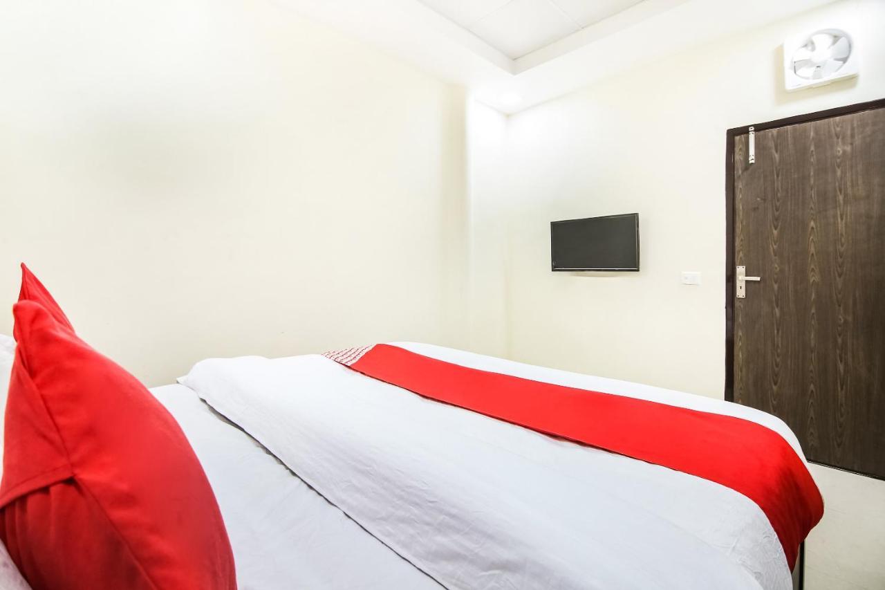 Hotel O Magnum Hisār Extérieur photo
